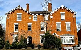 The Hideaway - Stratford Upon Avon - Central - Free Offstreet Parking - 2 Bedroom Luxury Apartment